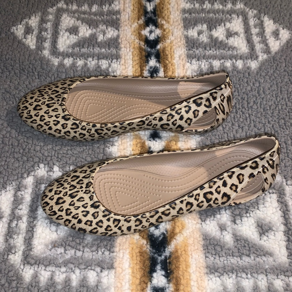 Crocs Leopard Flats